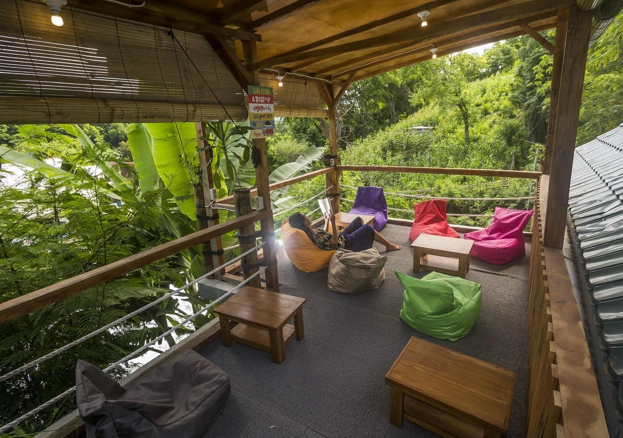 Hostel Dorme Tree Labuan Bajo Exteriér fotografie