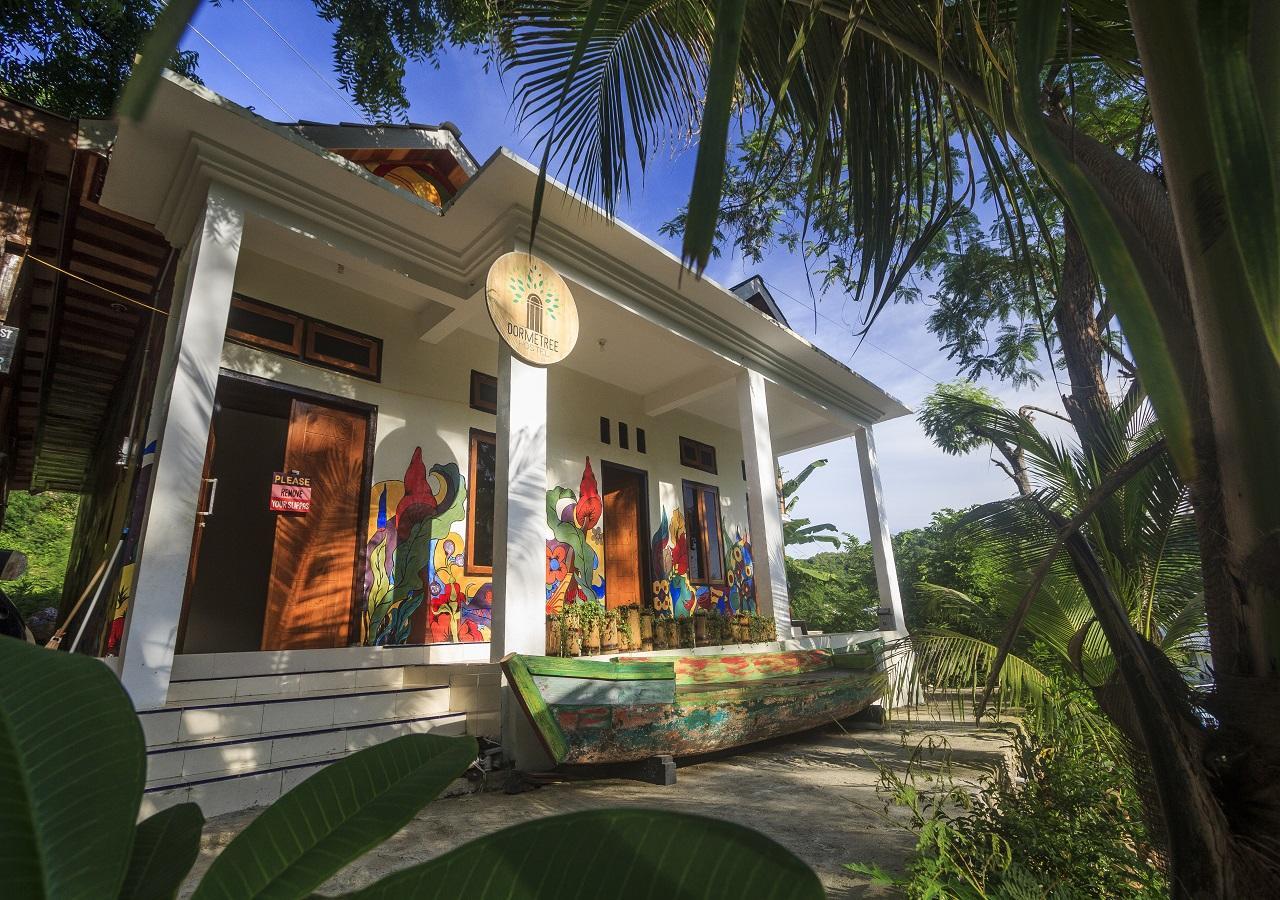 Hostel Dorme Tree Labuan Bajo Exteriér fotografie