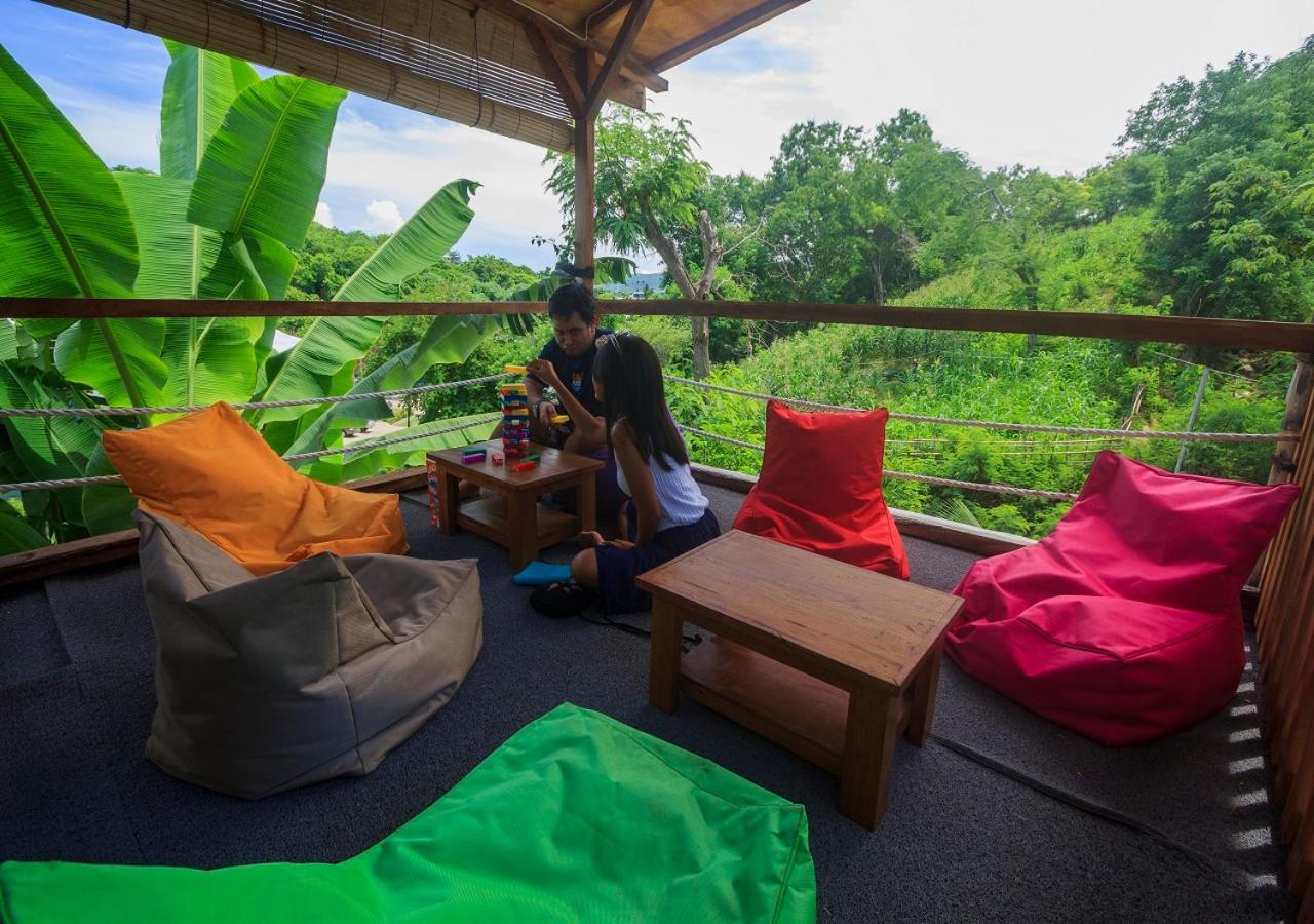 Hostel Dorme Tree Labuan Bajo Exteriér fotografie